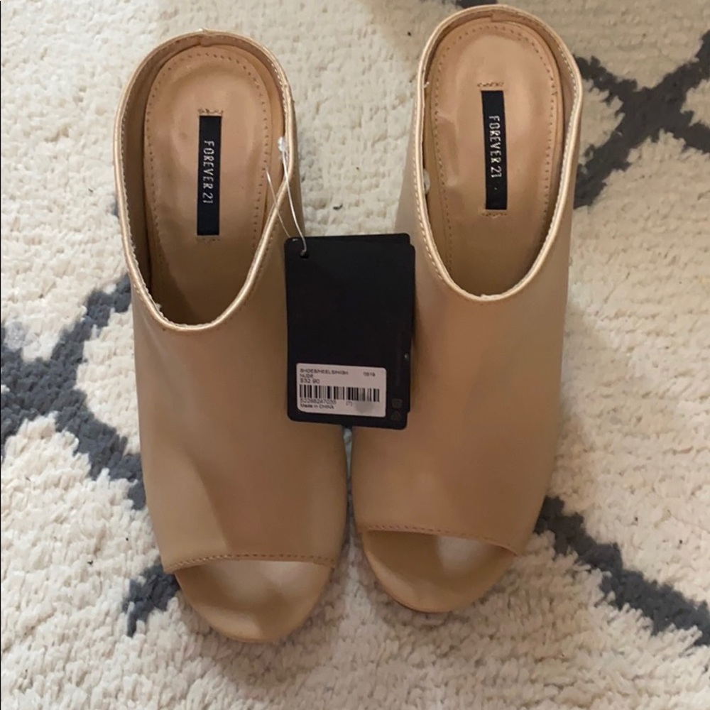 Forever 21 block heels never worn size 7 with tags